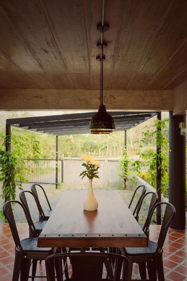 Villa Kimbosieng Kaoyai à Ban Khok Sung  Extérieur photo